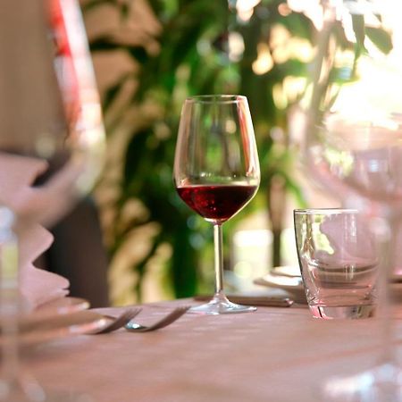 Domus Hotel & Apartments Shengjin Ngoại thất bức ảnh